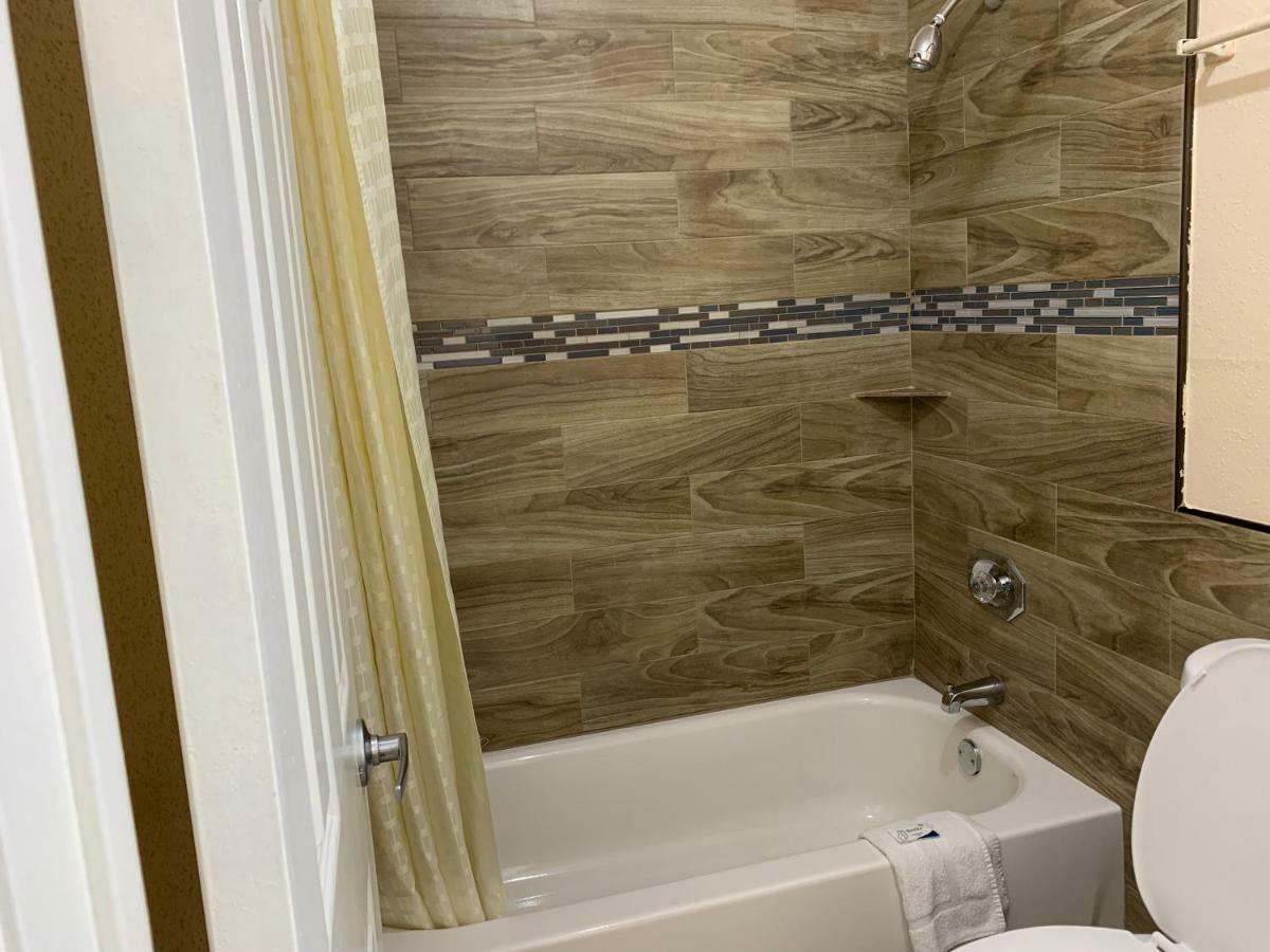Guest Inn And Suites Хюстън Стая снимка